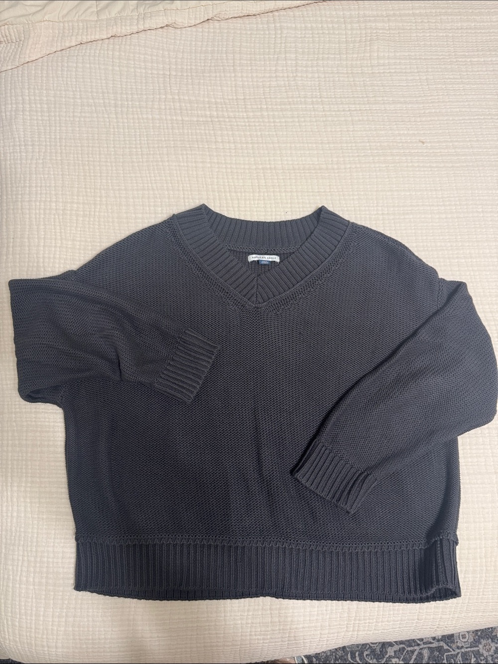 American Eagle Outfitters Women's Dark Navy V-Neck Sweater